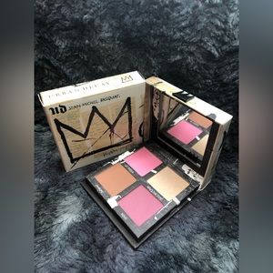 NIB- Urban Decay Jean-Michel Basquiat Gallery Blush Palette